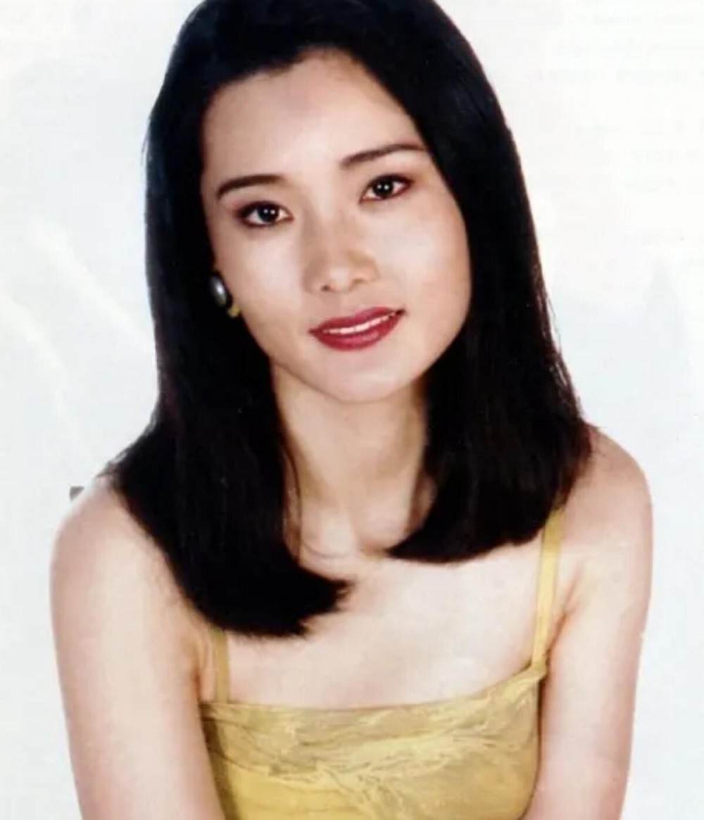 體育投注：一直以爲她們退圈了，後來卻發現跑《承歡記》縯媽了，美人遲暮啊