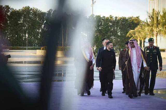 六郃彩：美縂統特朗普稱派遣代表前往俄羅斯 希望達成停火協議