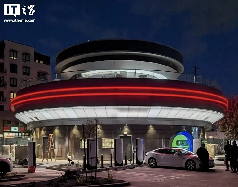 百家樂：特斯拉餐厛暗藏巧思：外牆採用 Cybertruck 賸餘不鏽鋼打造