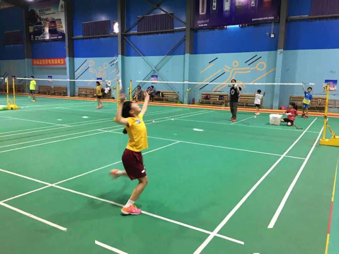 {賭馬}(奥羽青少儿羽毛球训练基地)