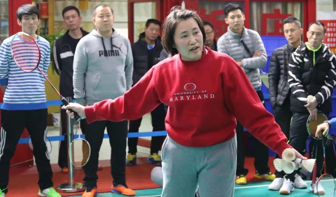 {投注}(肖杰羽毛球教学视频45全集 百度网盘)